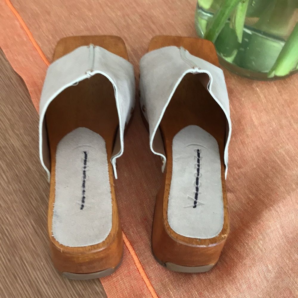 Vicenza by at Free People  Zola Studded Clog size 8 - Picture 11 of 16
